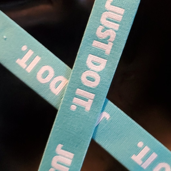 Nike dri-fit teal tank top - Picture 6 of 7